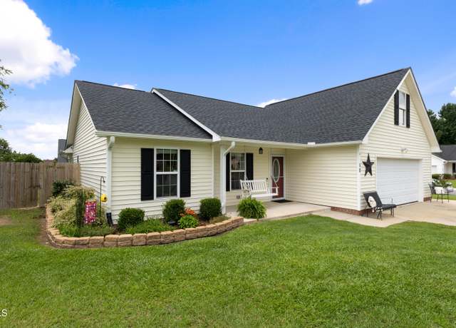 Property at 10 Oxford Dr, Angier, NC 27501, 3 beds, 2 baths