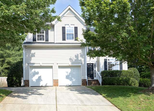 Property at 803 High Ct, Hillsborough, NC 27278, 5 beds, 2.5 baths