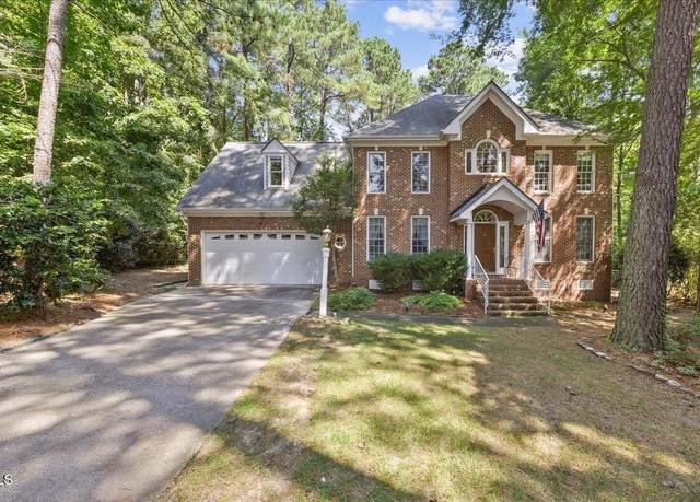 Property at 1023 N Wellonsburg Pl, Apex, NC 27502, 4 beds, 2.5 baths