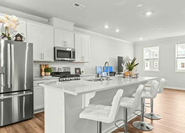 Property at 467 Carolina Springs Blvd, Apex, NC 27539, 3 beds, 3.5 baths