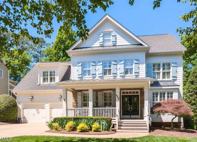 Property at 800 Skymont Dr, Holly Springs, NC 27540, 4 beds, 4.5 baths