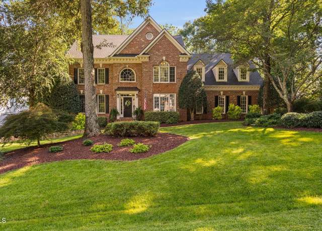 Property at 3904 Summer Brook Dr, Apex, NC 27539, 5 beds, 4.5 baths