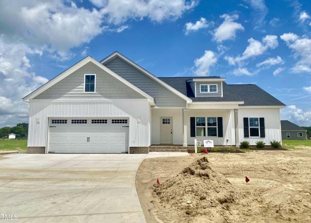 Property at 215 Rae Dr, Pikeville, NC 27863, 3 beds, 2 baths