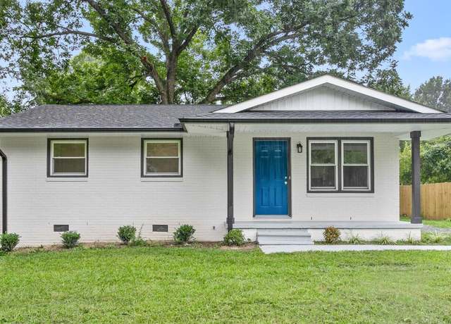 Property at 1322 Elm St, Burlington, NC 27217, 3 beds, 1.5 baths