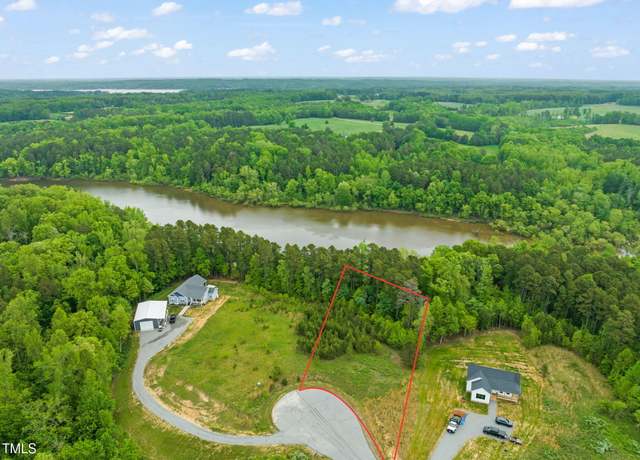 Property at 10 Yearling Way, Buffalo Junction, VA 23927