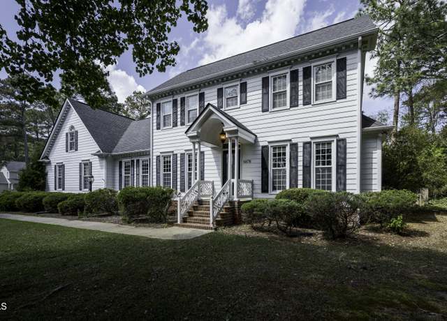 Property at 6878 Towbridge Rd, Fayetteville, NC 28306, 4 beds, 2.5 baths