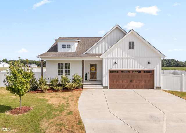 Property at 181 Glenwood Pl, Kenly, NC 27542, 3 beds, 2 baths