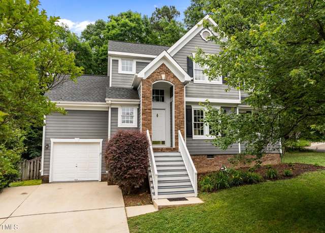 Property at 205 Town Creek Dr, Cary, NC 27519, 3 beds, 2.5 baths