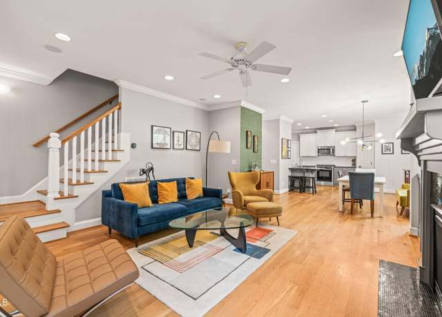 Property at 404 S Camellia St, Chapel Hill, NC 27516, 4 beds, 3.5 baths