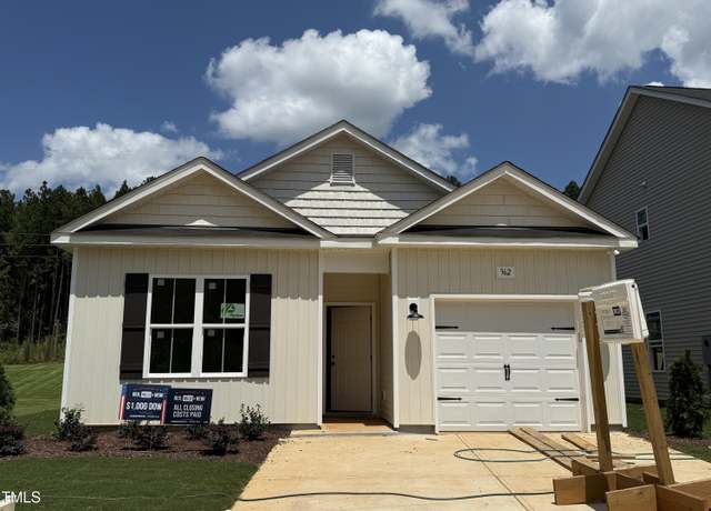 Property at 362 Bluejay St, Clayton, NC 27520, 3 beds, 2 baths