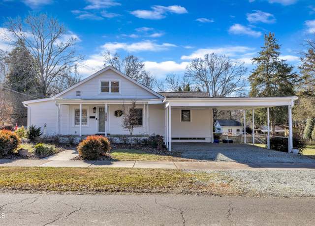 Property at 152 E Tryon St, Hillsborough, NC 27278, 2 beds, 2 baths