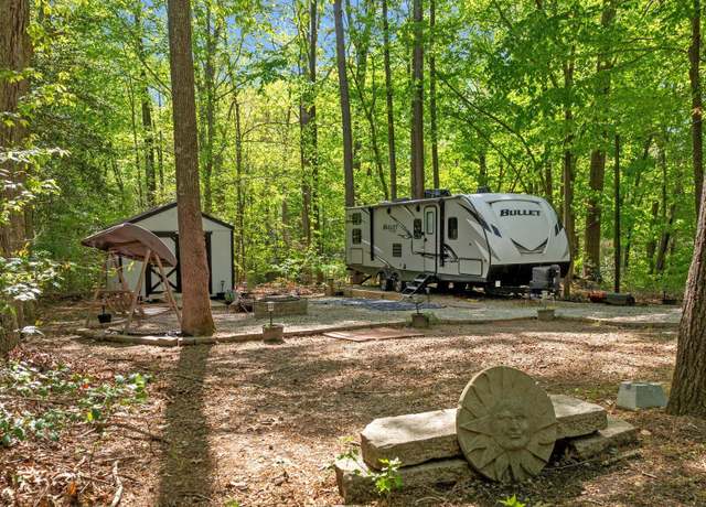 Property at 205 Manhato Dr, Louisburg, NC 27549
