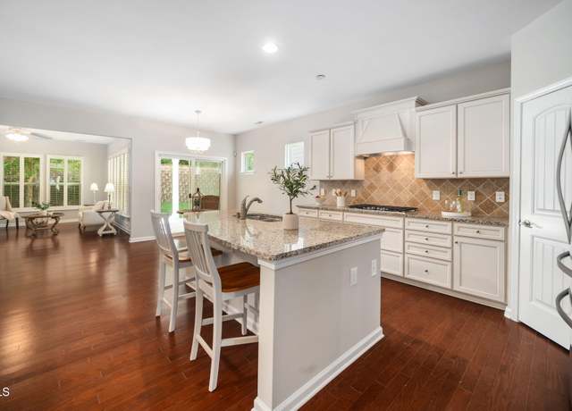 Property at 3661 Manifest Pl, Cary, NC 27519, 4 beds, 3.5 baths