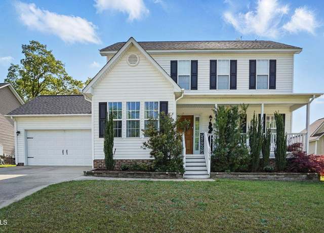 Property at 1039 S Philwood Ct, Fuquay Varina, NC 27526, 3 beds, 2.5 baths