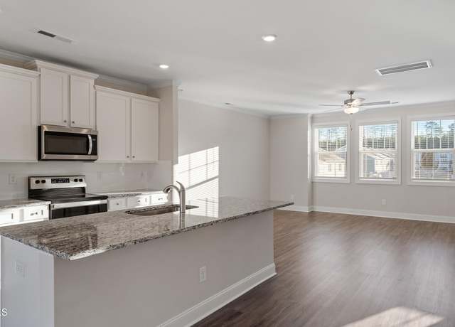 Property at 5324 River Reach Dr, Raleigh, NC 27616, 3 beds, 2.5 baths