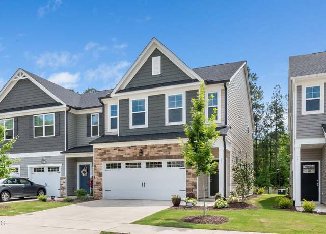 Property at 21 Fairwinds Dr, Lillington, NC 27546, 3 beds, 2.5 baths