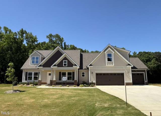 Property at 217 Busterfield Ct, Benson, NC 27504, 4 beds, 3 baths