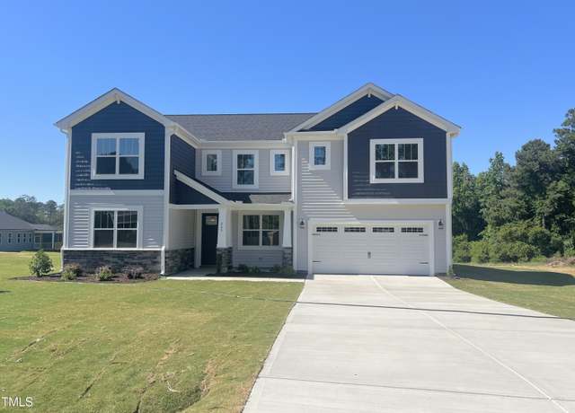 Property at 245 Golfview Ave, Benson, NC 27504, 4 beds, 4.5 baths