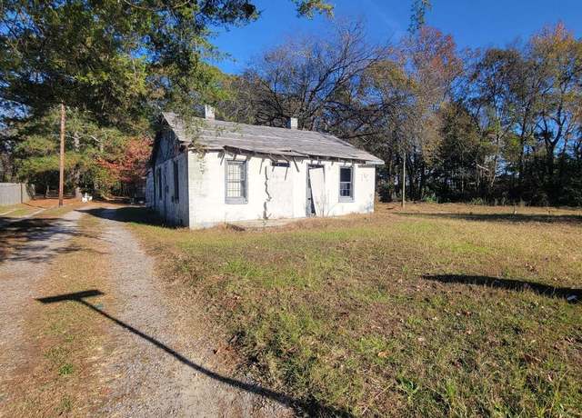 Property at 12610 North St, Whitakers, NC 27891