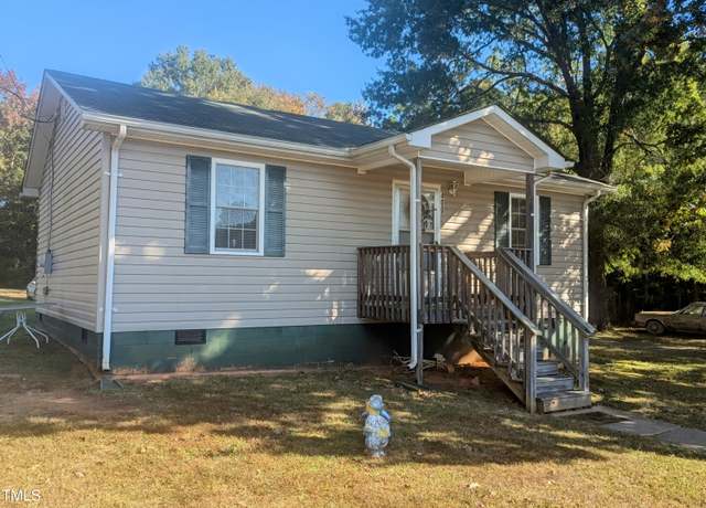 Property at 400 Skipwith Rd, Boydton, VA 23917, 2 beds, 1 bath