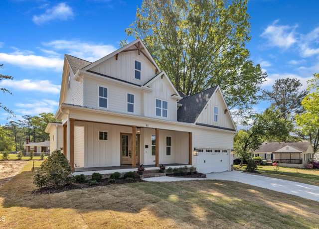 Property at 113 S Ennis St, Fuquay Varina, NC 27526, 5 beds, 4 baths