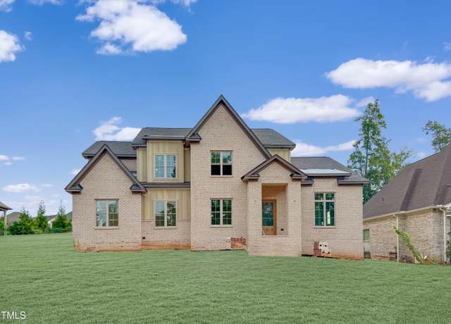 Property at 1150 Lochshire Dr, Burlington, NC 27215, 4 beds, 3.5 baths