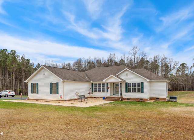 Property at 2650 Spring Hill Rd, Spring Hope, NC 27882, 3 beds, 2.5 baths