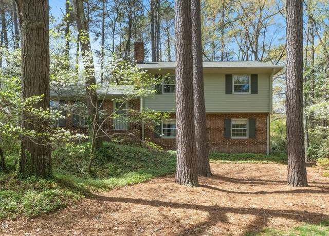Property at 704 Emory Dr, Chapel Hill, NC 27517, 3 beds, 2.5 baths