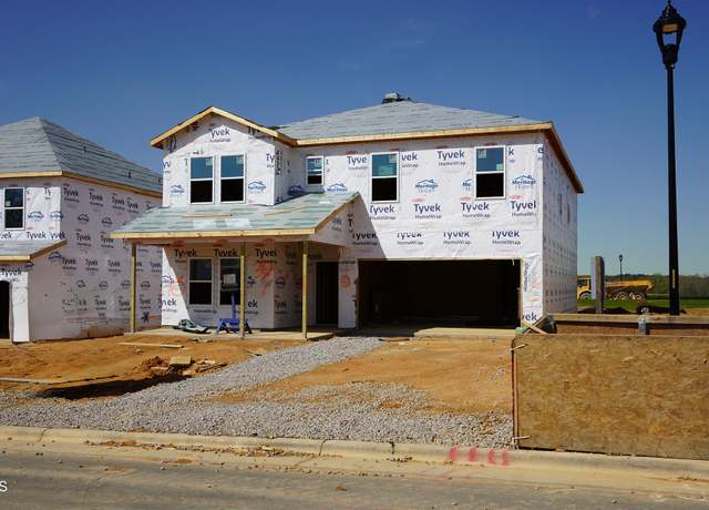 Property at 1116 Landen Creek Ln, Zebulon, NC 27597, 5 beds, 3.5 baths