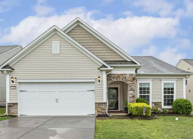 Property at 2410 Kinglass Dr, Fuquay Varina, NC 27526, 3 beds, 2 baths