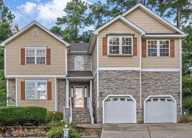 Property at 1099 Vauxhall Dr, Apex, NC 27502, 4 beds, 2.5 baths