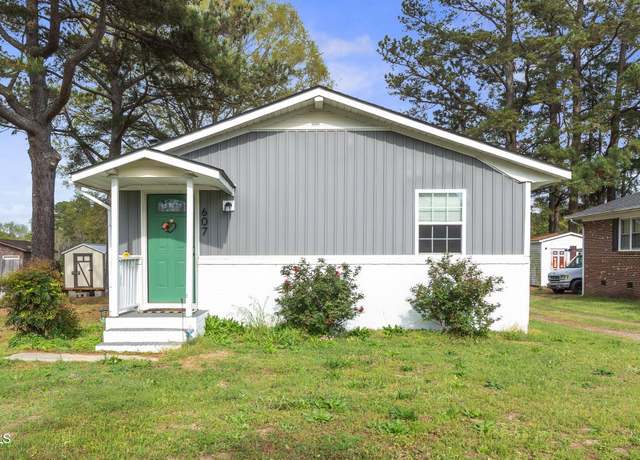Property at 607 E Granville St, Dunn, NC 28334, 3 beds, 2 baths