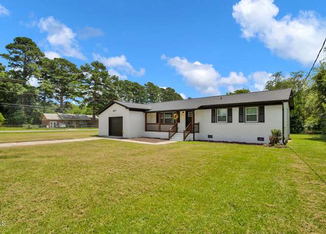 Property at 7001 Bronwyn St, Fayetteville, NC 28314, 3 beds, 2 baths