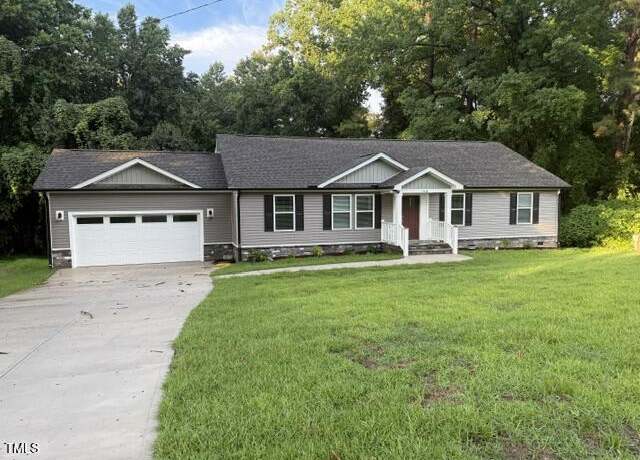 Property at 1516 Bragg St, Sanford, NC 27330, 3 beds, 2 baths