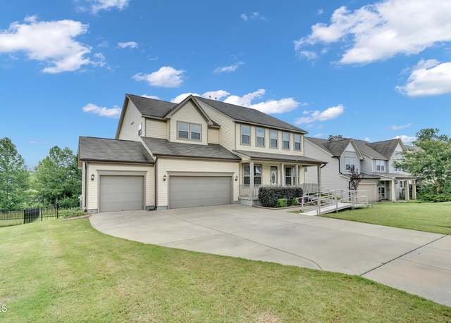 Property at 917 Avalon Dr, Mebane, NC 27302, 6 beds, 5 baths