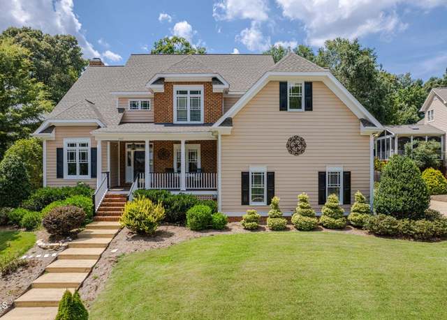 Property at 1437 Chelton Oaks Pl, Raleigh, NC 27614, 4 beds, 2.5 baths