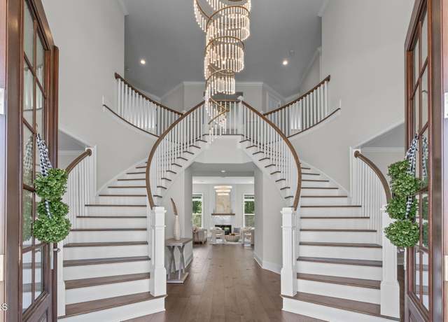 Property at 1467 Sierra Glen Cir, Apex, NC 27502, 5 beds, 4.5 baths