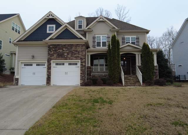Property at 901 Hollymont Dr, Holly Springs, NC 27540, 5 beds, 3 baths