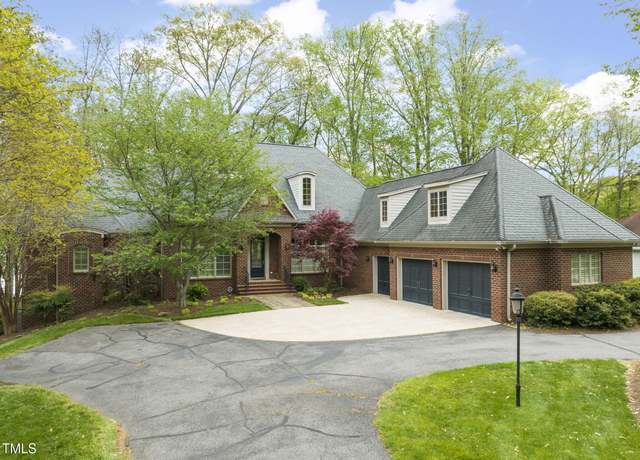 Property at 168 Stripers Cove Ln, Clarksville, VA 23927, 4 beds, 4.5 baths