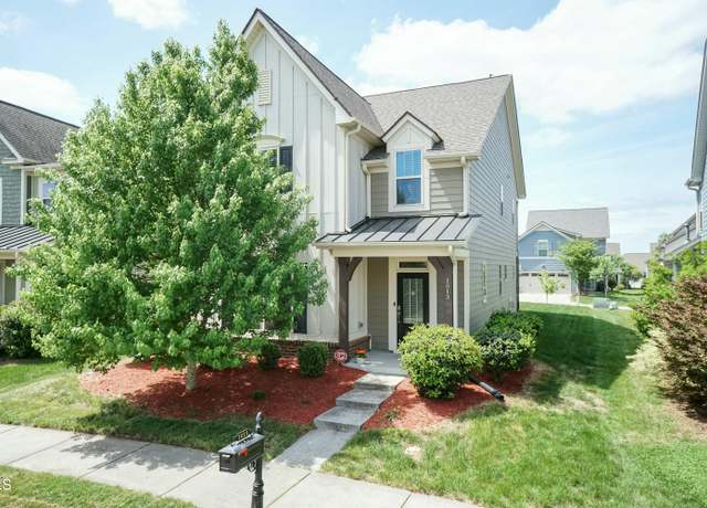 Property at 1013 Oatney Ridge Ln, Morrisville, NC 27560, 4 beds, 3 baths