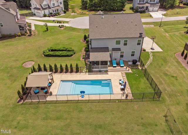 Property at 2521 Georgianna Dr, Wake Forest, NC 27587, 5 beds, 3 baths