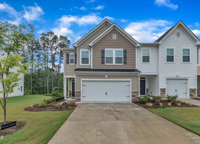 Property at 220 Garden Vine Trl, Raleigh, NC 27610, 3 beds, 2.5 baths