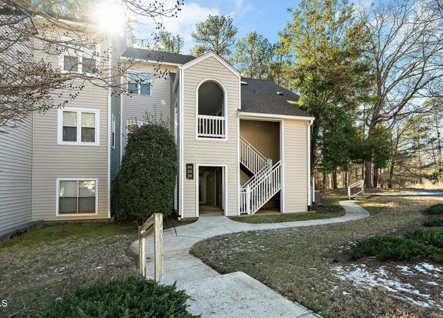 Property at 6011 Winterpointe Ln #205, Raleigh, NC 27606, 2 beds, 2.5 baths