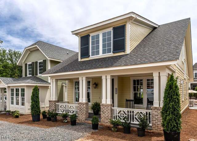 Property at 2637 Sidford Aly, Raleigh, NC 27608, 3 beds, 2.5 baths
