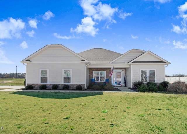 Property at 506 Madison Ann Dr, La Grange, NC 28551, 4 beds, 2.5 baths