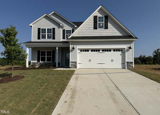 Property at 188 Tuskeegee Dr, Smithfield, NC 27577, 3 beds, 2.5 baths