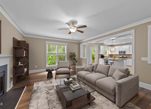 Property at 436 Edgepine Dr, Holly Springs, NC 27540, 4 beds, 2.5 baths