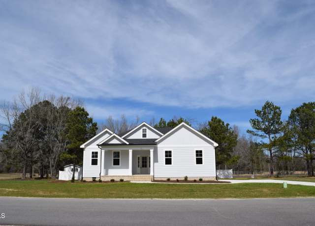 Property at 15 Bella Ln, Zebulon, NC 27597, 3 beds, 2 baths