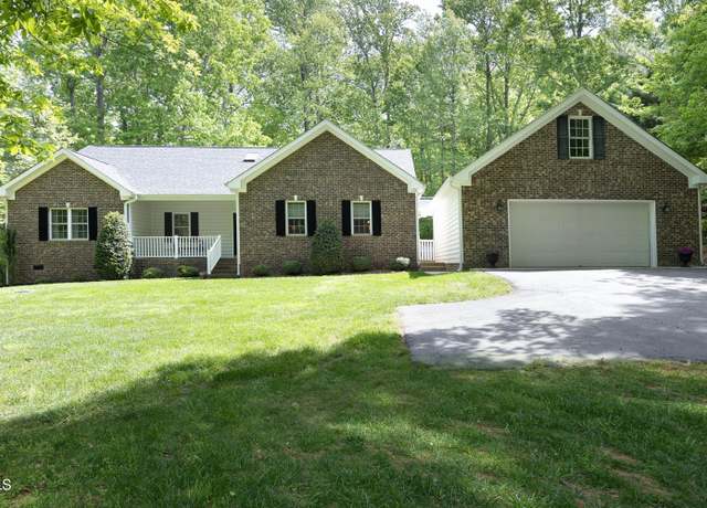 Property at 320 Delvin Lane Ln, Hillsborough, NC 27278, 3 beds, 2.5 baths