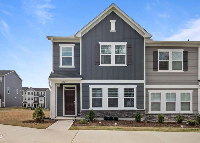 Property at 1742 Aspen River Ln, Apex, NC 27502, 3 beds, 2.5 baths